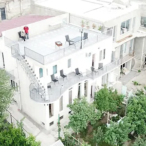 Upstairs Тбилиси